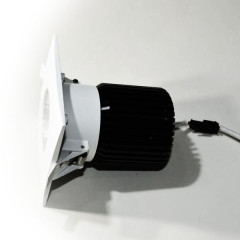 Мощный светодиодный точечный светильник QF L2830-13