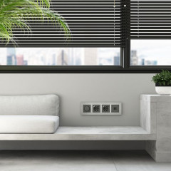 Рамка на 4 поста  AluMax (алюминий) W0043506